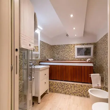 Lejlighed Moscova - Garibaldi Lusso, Sauna E Idromassaggio