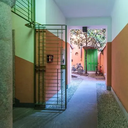 Moscova - Garibaldi Lusso, Sauna E Idromassaggio Апартаменты *